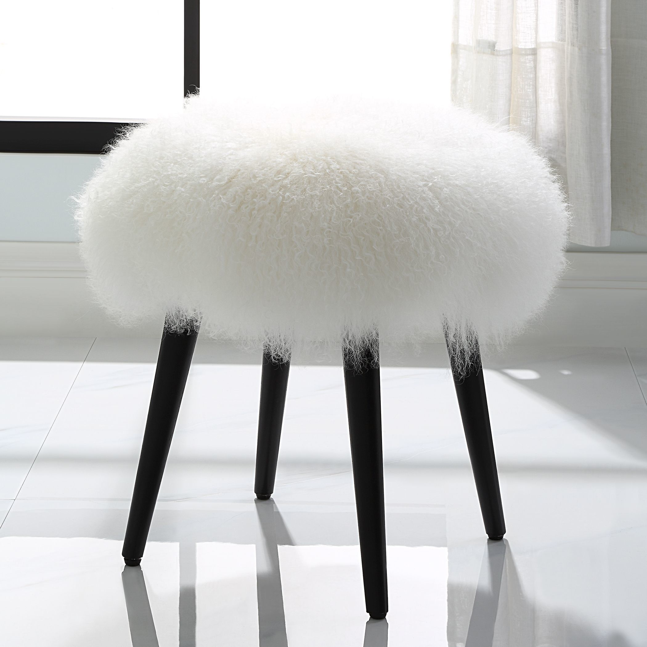 Wooly 18.5 inch White Sheepskin and Matte Black Accent Stool